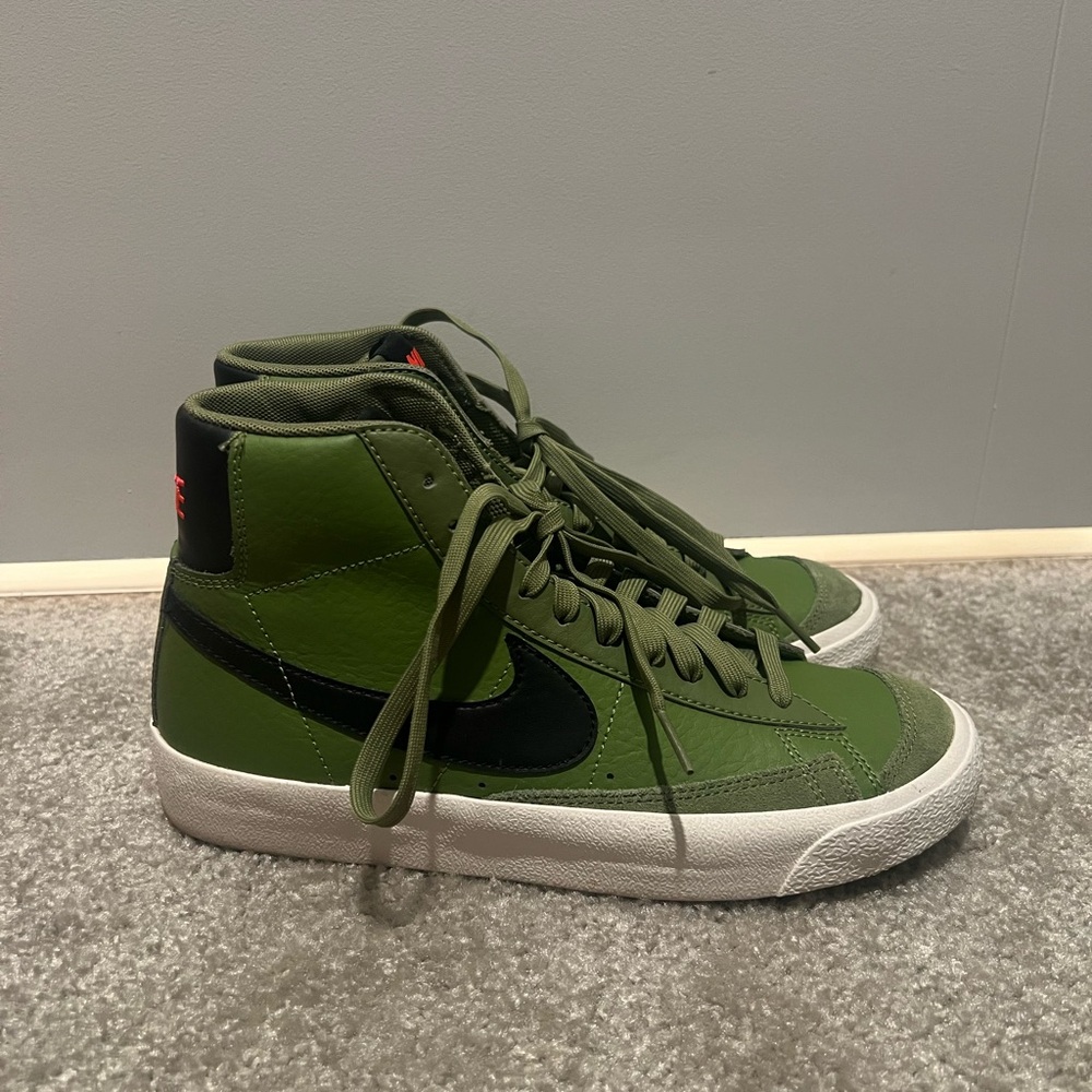 Nike Olive Green Blazer